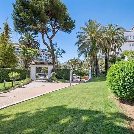 Casa Cadiz 607 Playas Del Duque 마르베야